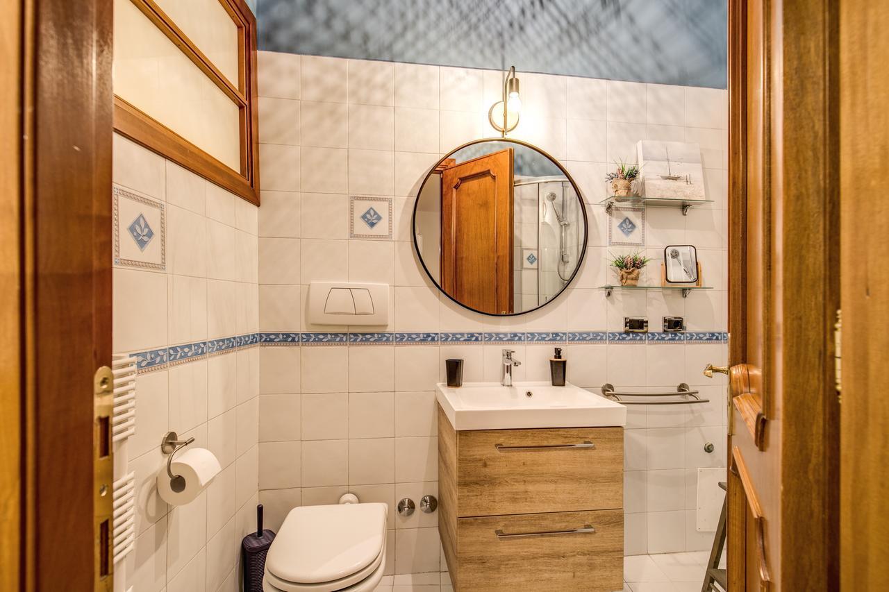 Spanish Steps Miracle Suite โรม ภายนอก รูปภาพ
